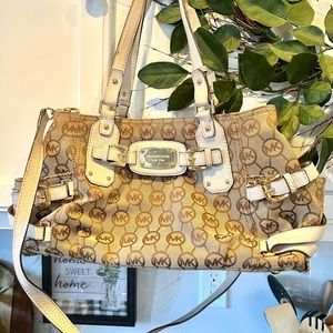 Gorgeous Michael Kors satchel bag with shoulder strap